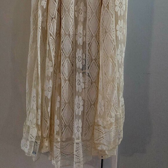 CUPSHE Women's Lace Spaghetti Strapped Flowy Maxi Dress with Tassels NWT –Beige - Picture 4 of 8